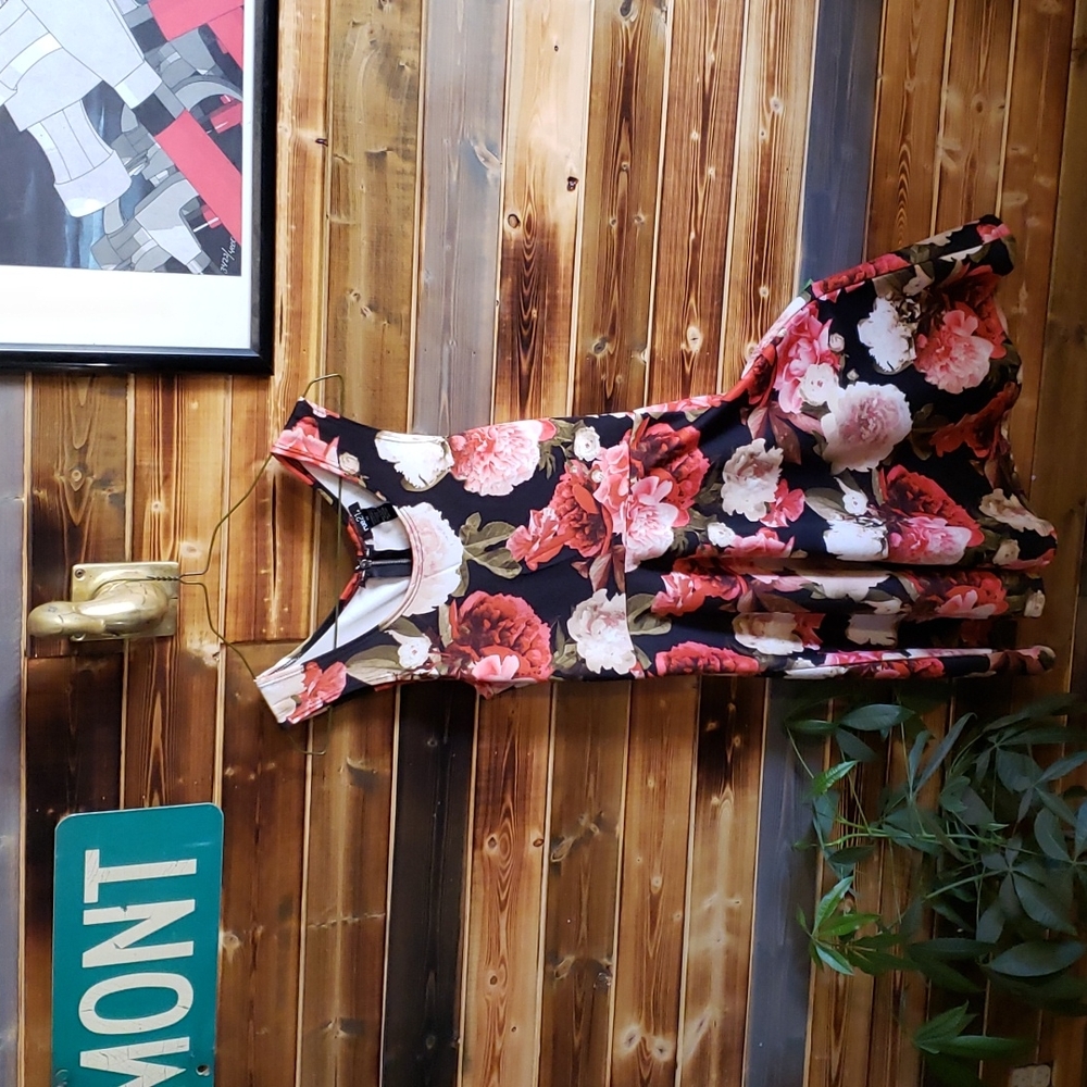 Rue21 xs floral dress